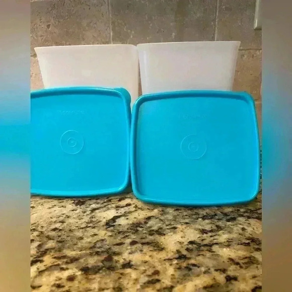 Vintage Tupperware Storage Containers X 3 - Picture 2 of 5